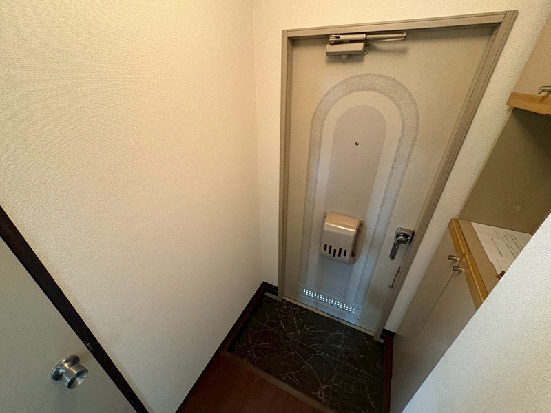 英賀保ハイツ3 玄関