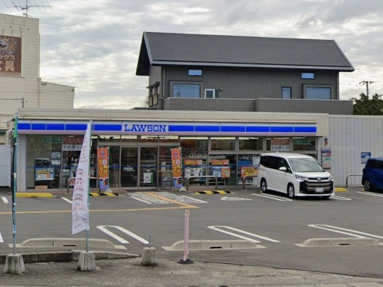キャッスルコート東辻井 コンビニ