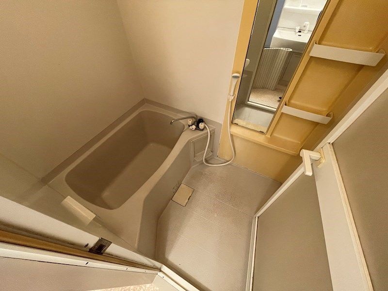 パレオーギ 風呂画像
