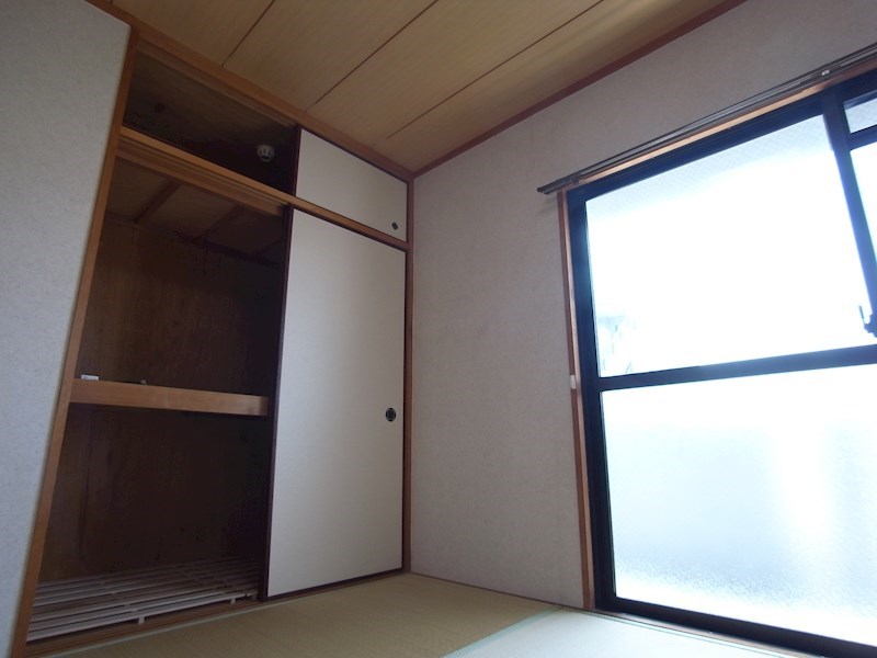 サンシャイン中道 収納