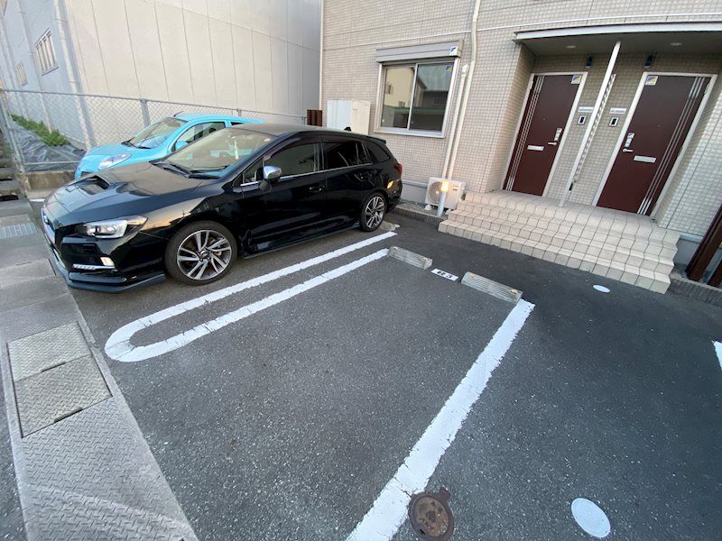 ユウハイツG 駐車場