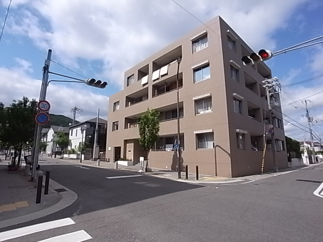 甲南山手ミオ 外観