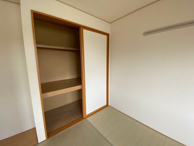 ヴェルドミールＫ 収納