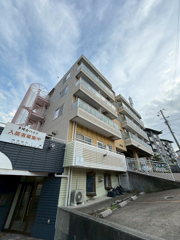 多聞台ハイツ 外観