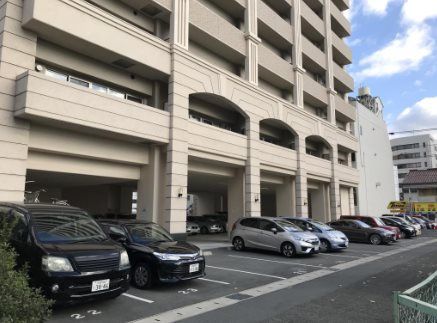 アヴァンセ姫路  駐車場