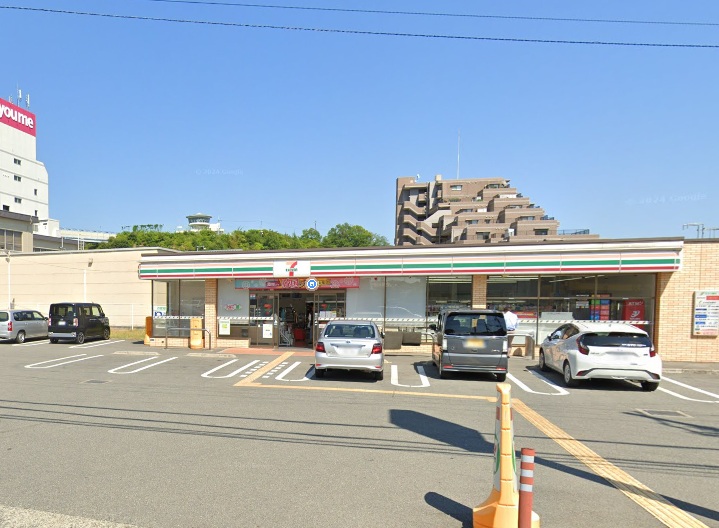 ルネ東辻井 コンビニ