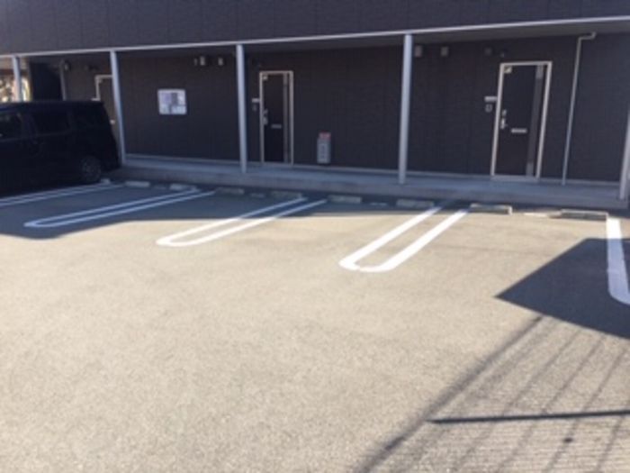 BONOS 駐車場