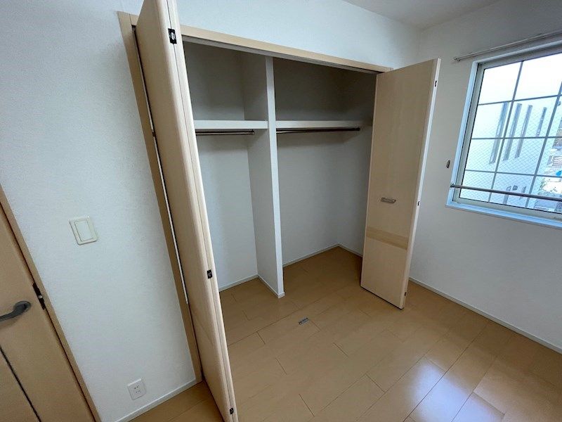 ソレイユ　Ⅰ番館 収納