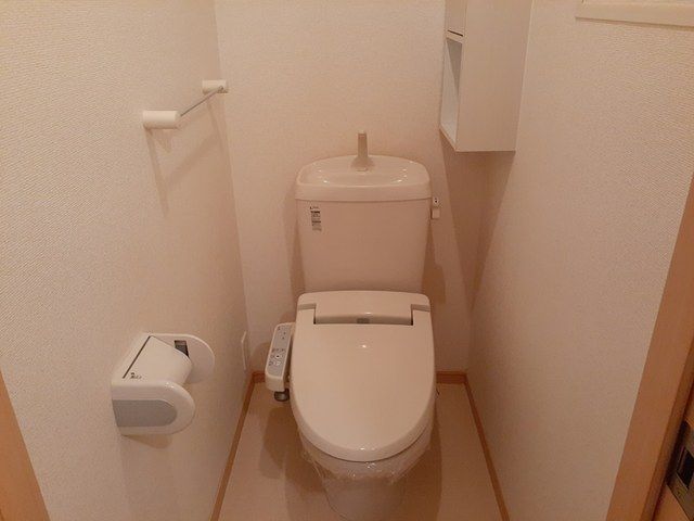 ノイ・フリーデＢ棟 トイレ