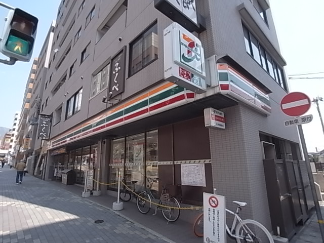 インペリアル六甲道 コンビニ
