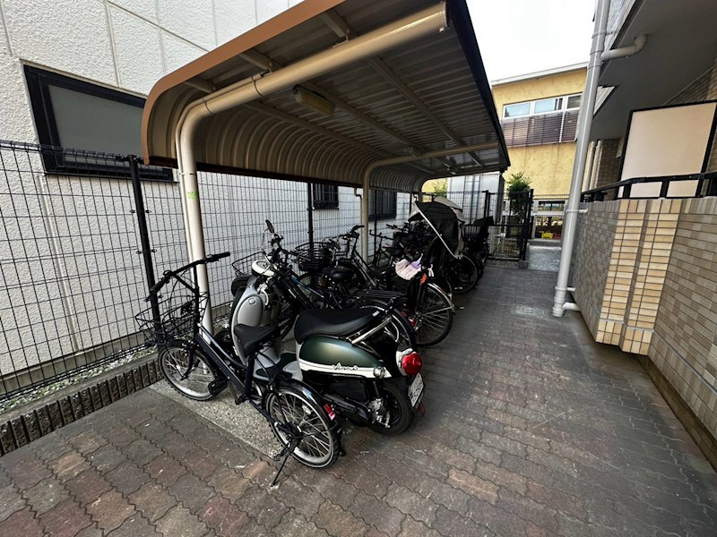 アヴァンセ岡本 その他