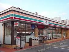 キャンパス本多聞 コンビニ
