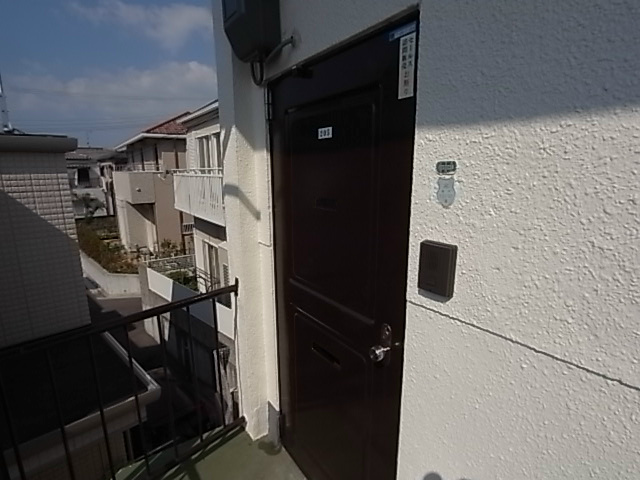 平成霞ヶ丘ハイツ エントランス