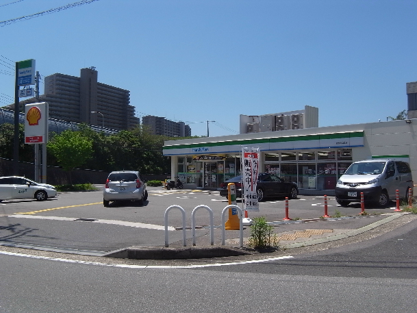 グリーンガーデン コンビニ