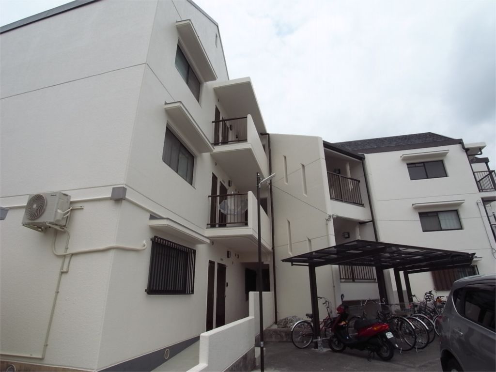 秋定マンション 外観