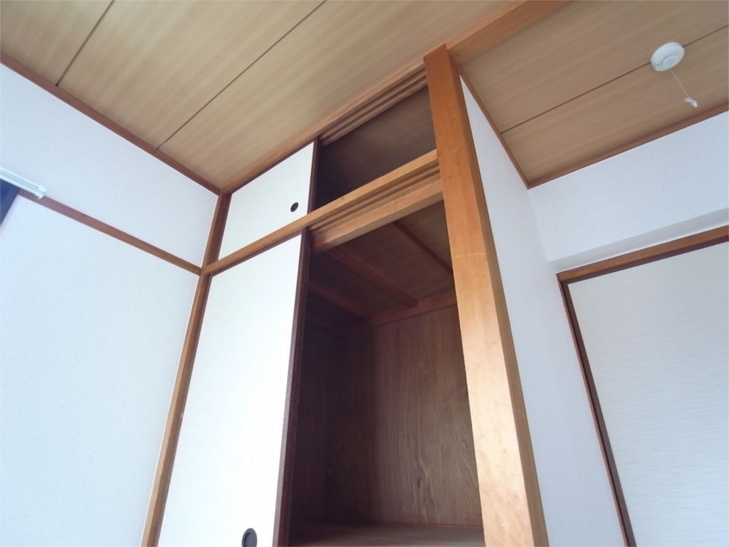 秋定マンション 収納