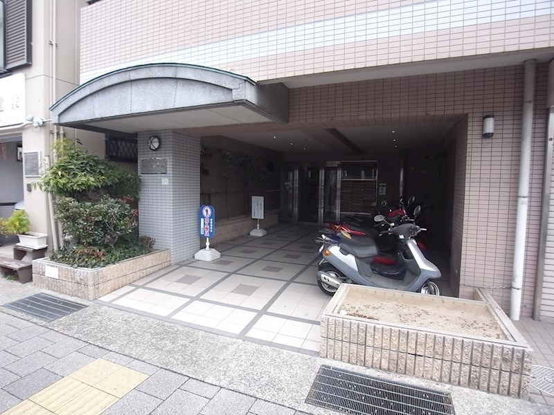 サンハウス本山 エントランス