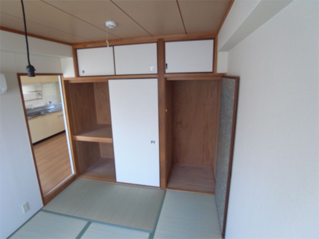 パサージュ北青木 収納