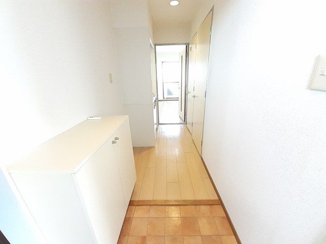 パピヨン青木 玄関