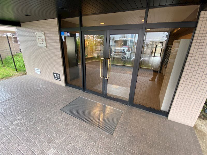 キャッスルコート東辻井 エントランス