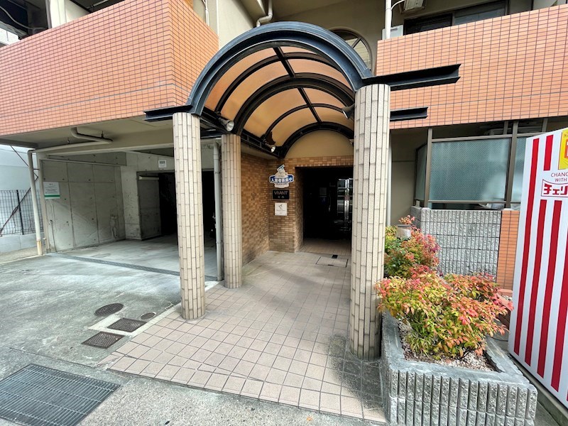VIVANT青木 エントランス