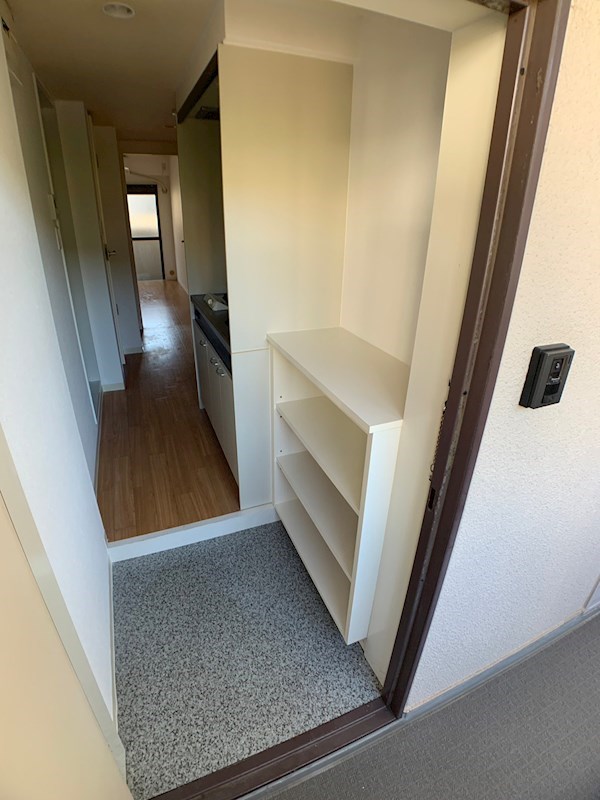 ハッピーコート甲南山手 玄関