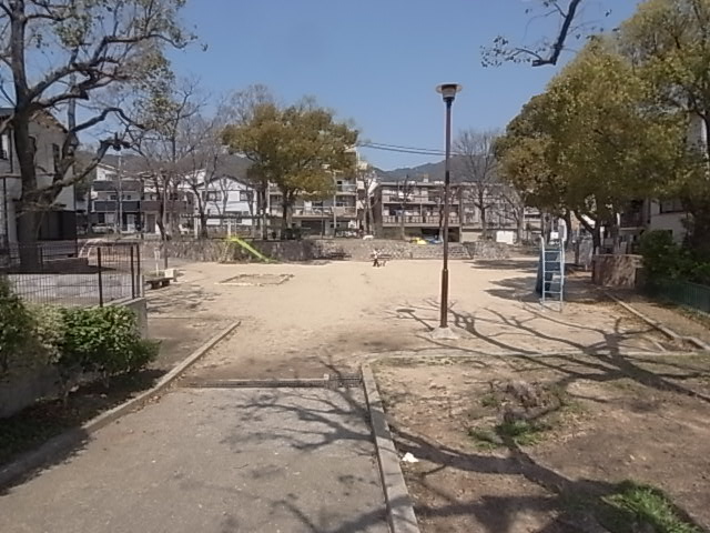 ベース・ワン 公園