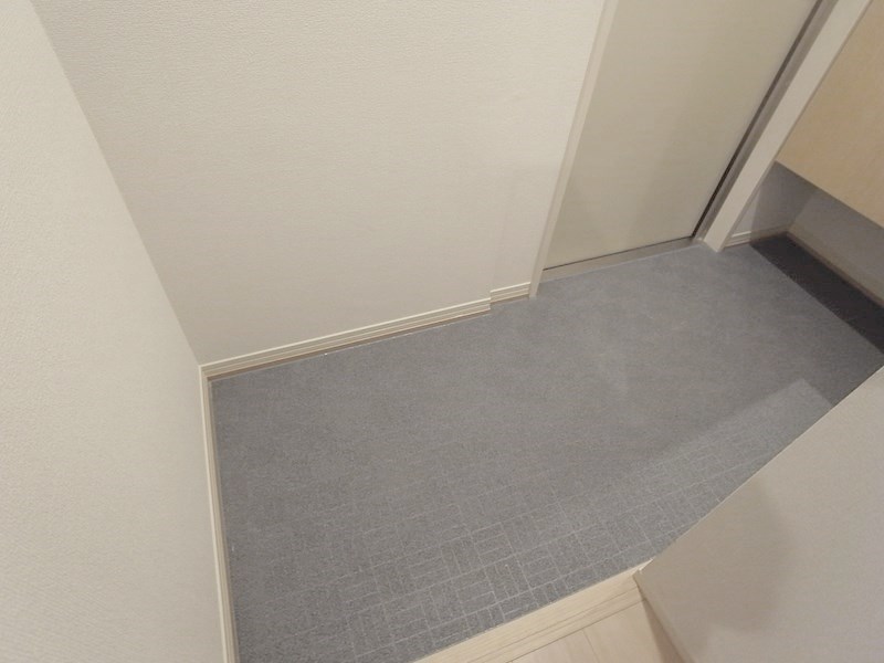 D-room灘北通 玄関