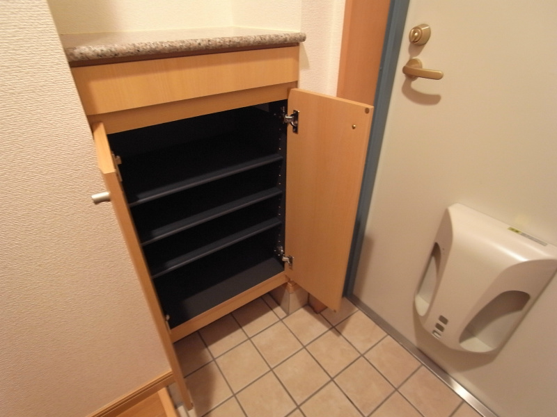 カレントスクエア 収納