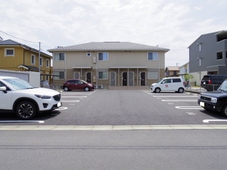 エスポワール 駐車場