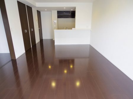 フロンティア・コンフォート研究学園 リビング