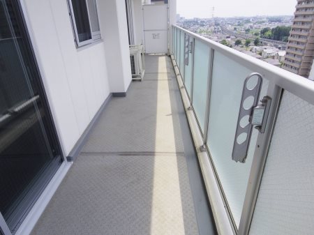 フロンティア・コンフォート研究学園 ベランダ