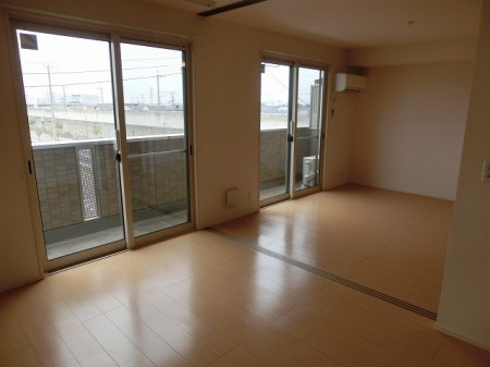 茨城県つくば市みどりの中央 リビング