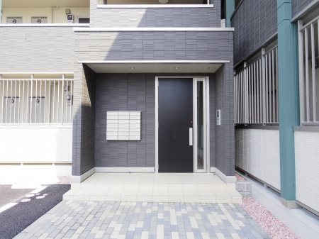 茨城県つくば市みどりの２丁目 玄関