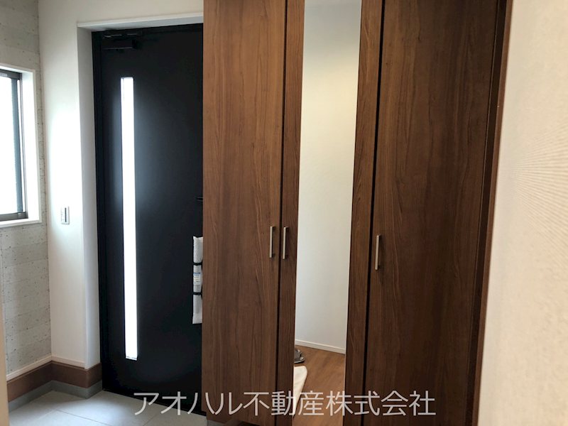 万博記念公園（高山）戸建て 玄関
