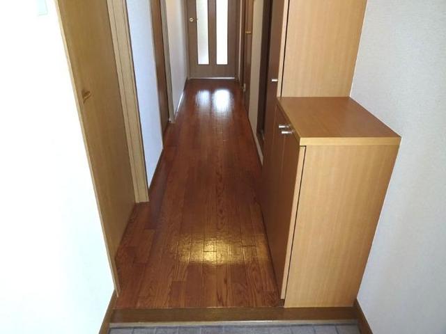 キャッスルタルイ弐番館 玄関