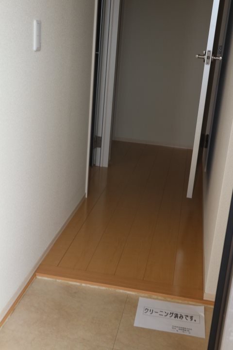 グランドソレーユ 玄関