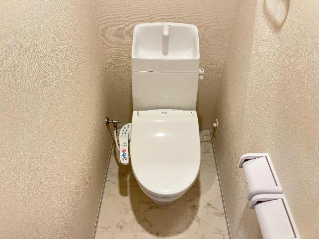 アジューレ その他4