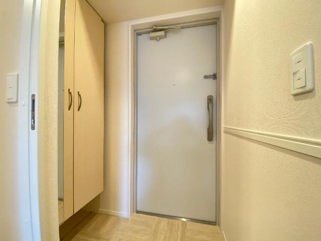 Residence Espacio（レジデンス　エスパシオ） 玄関