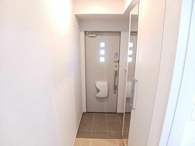 ヒカルサつくば要ウエストⅠ 玄関