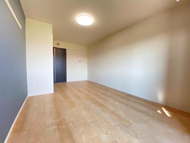 アロース リビング