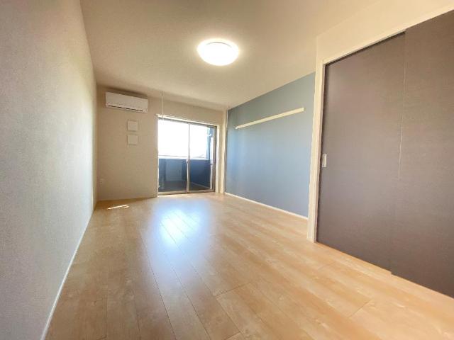 アロース ベッドルーム