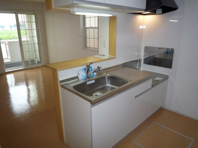 ボヌール・シュプレーム　Ｂ キッチン