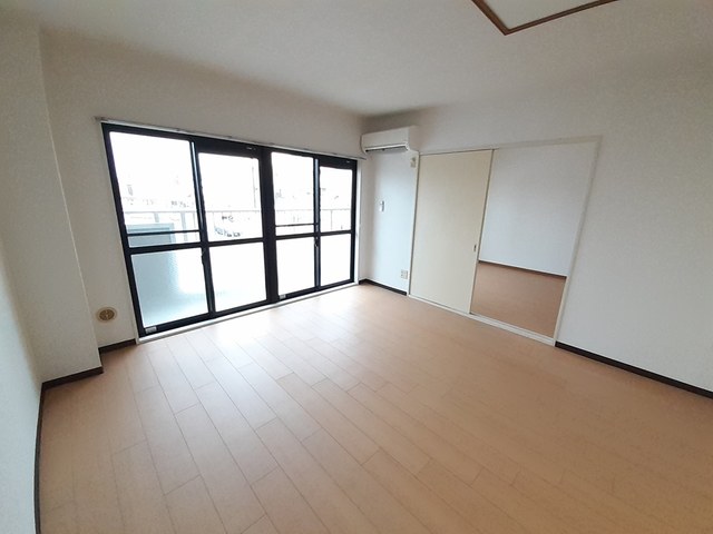 シャルールメゾン リビング