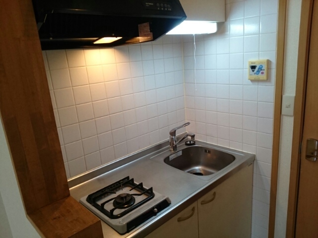 パルテール・スクウェア キッチン