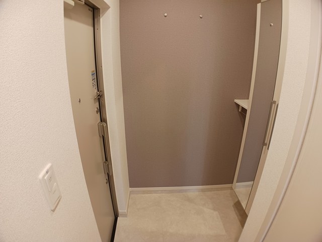 カレントヴィラⅥ 玄関