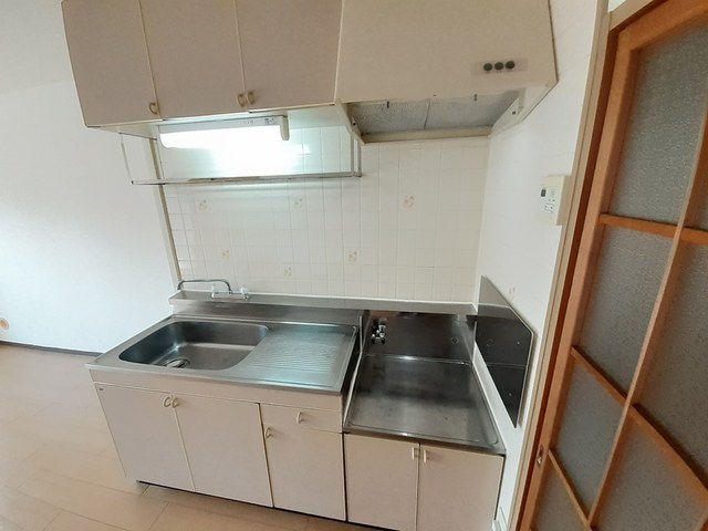 ポートサーパス キッチン