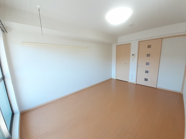 インプレス ベッドルーム