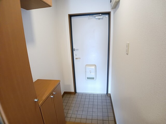 ヴィザージュ 玄関