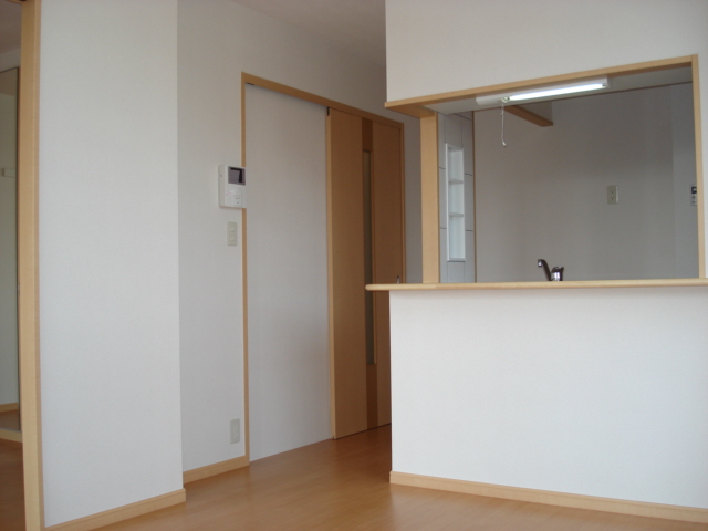 ウイングコート リビング